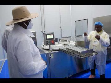 NO EBOLA LOCKDOWN | The EBOLA Virus Basics | President Museveni Explains